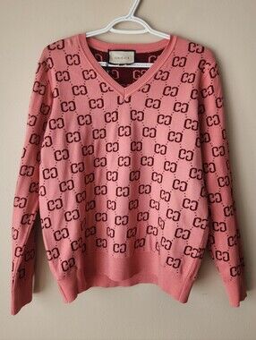 Pink V-Neck Monogram Sweater🩷